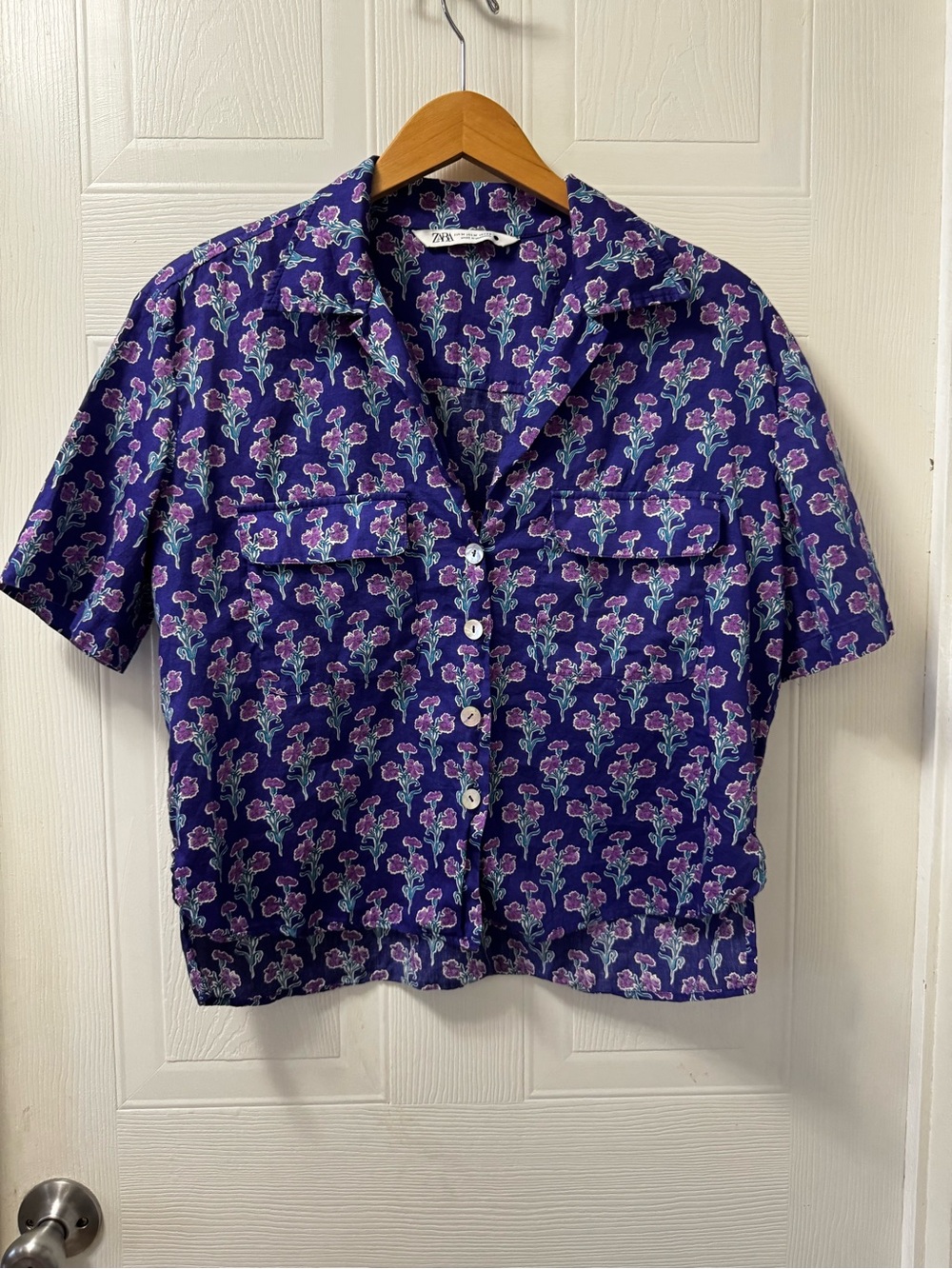 Zara Navy Purple Floral Short-Sleeve Button Down Shirt